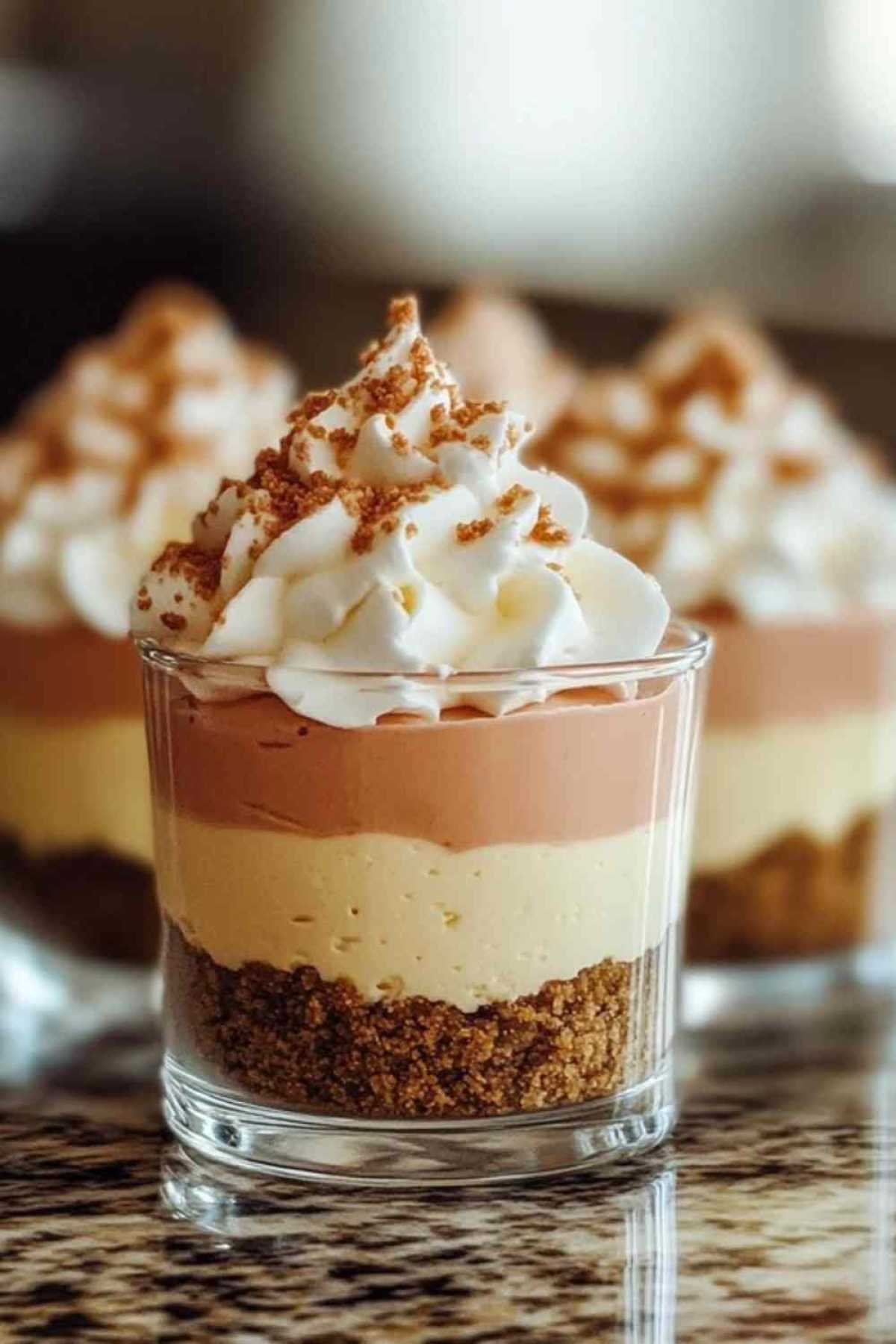 Préparation de la base biscuitée pour cheesecake en pot