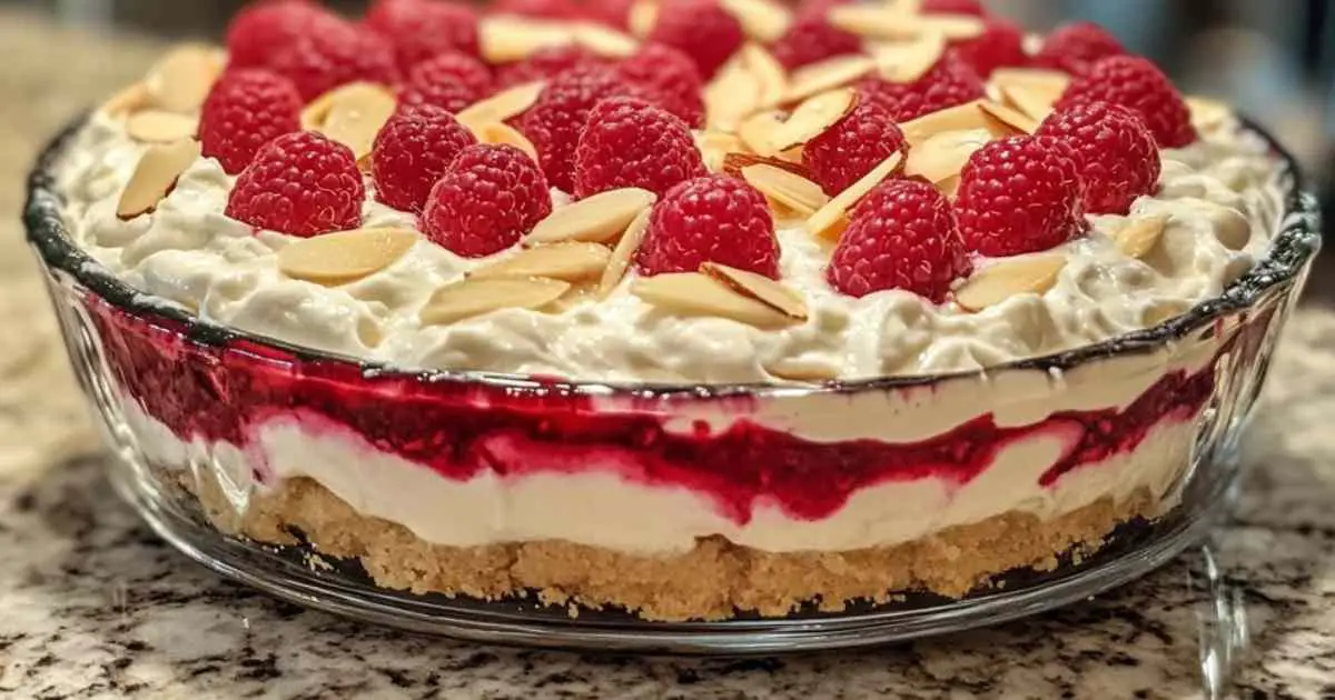 Préparation de la crème au mascarpone avec framboises
